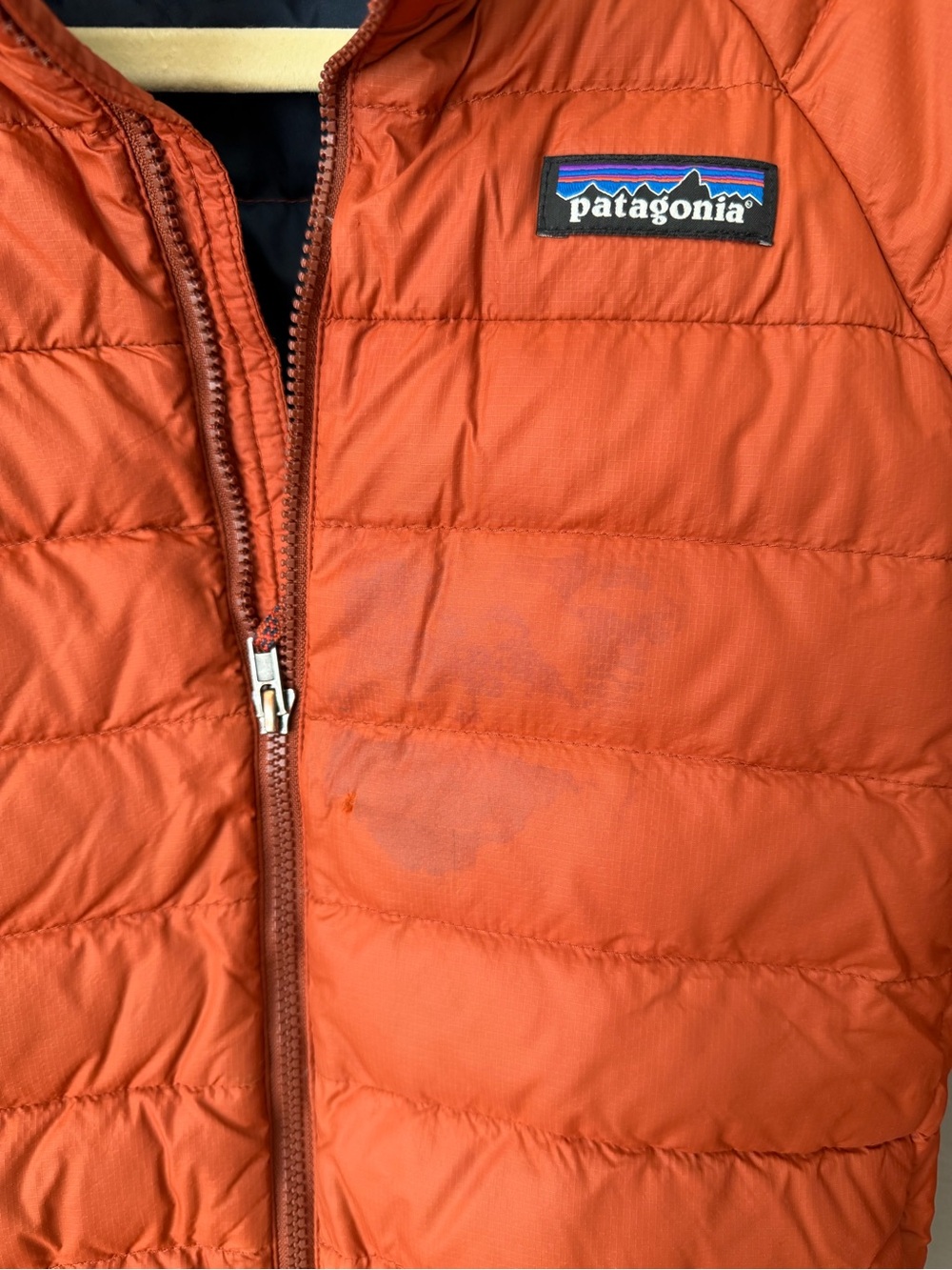 Patagonia Rust Orange Down Sweater Jacket Boys XS - Picture 2 of 9
